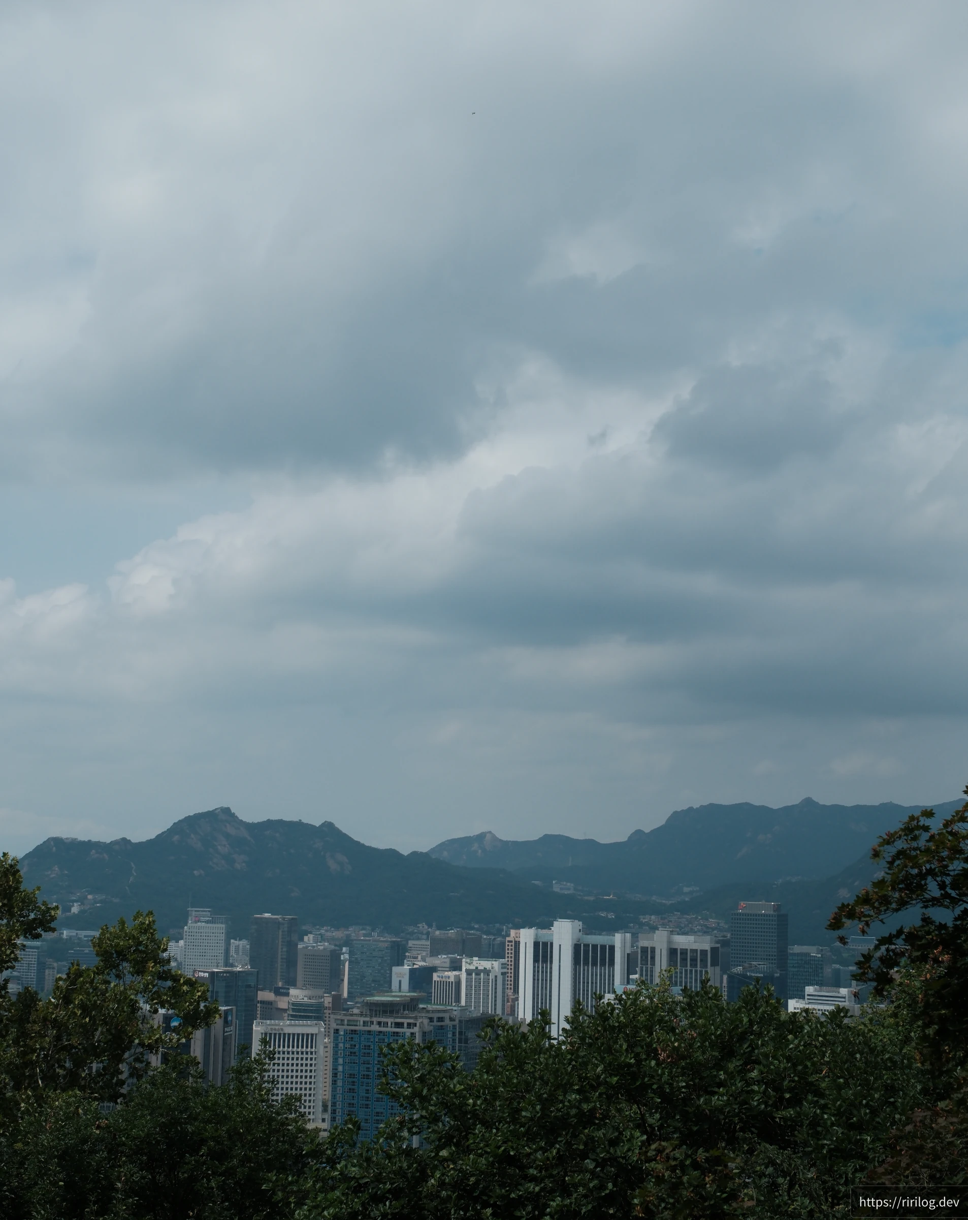 남산